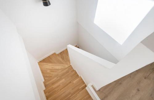 1st Arrondissement Apartment | Duplex / Terrasse / Longchamp