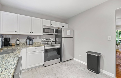 North Decatur House | Duplex Unit in Atlanta's Forest!