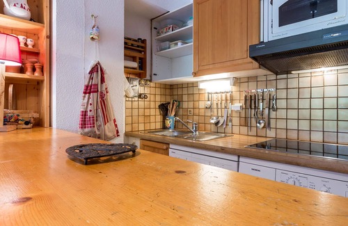 La Clusaz Apartment | Duplex with 2 Bedrooms, Fireplace, Terrace, Garage, and WIFI in La Clusaz