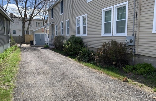 Ocean Park Condo | Duplex with private outdoor garden and fire pit