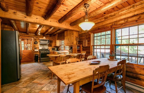 Hendersonville House | Dupont Forest Trailside Cabin