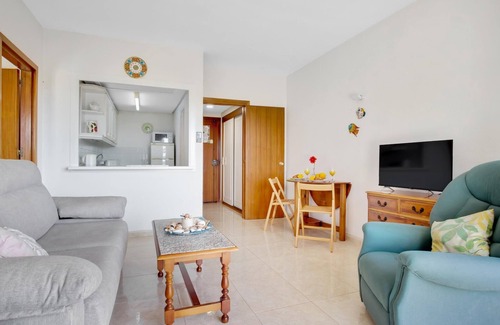 Carihuela Apartment | Duquesa 506 - 2 Terraces with Sea Views, Swimming pool, Parking
