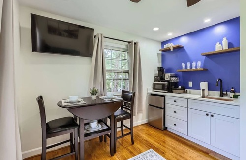 Durham House | Durham’s Ironwood Pines+1BR+4.2 Miles to Duke Univ