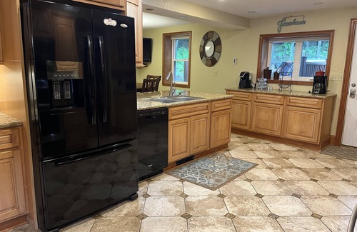 Mount Vision House | Dutch Hill Manor I, Upscale, near All Star + Dreams Park, fire pit, 1 of 2 units