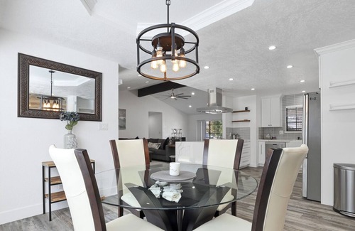 Modesto House | Dutchollow Luxury: Beautiful And Spacious 3/2 home