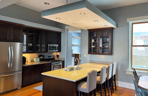 Frankfort Apartment | Duvall's Downtown Guest Retreat