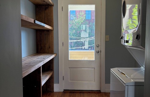Frankfort Apartment | Duvall's Downtown Guest Retreat