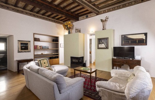Siena Historical Center Apartment | Dwelling at Carmine
