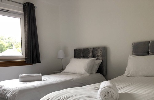 Dysart Apartment | Dysart Sea View Apartment