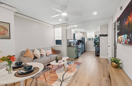 Passyunk Square Apartment | E Passyunk Ave 1BR Gem Prime Location