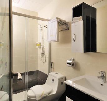 Central Seberang Perai Hotel | E Red Hotel Alma Cosmo