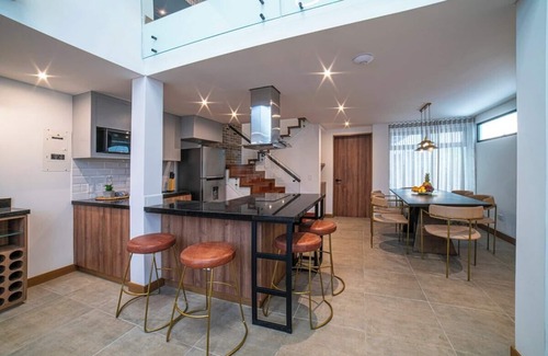 Cali Apartment | E104 - Fantastic Two Story 3-bed/3-bath Unit