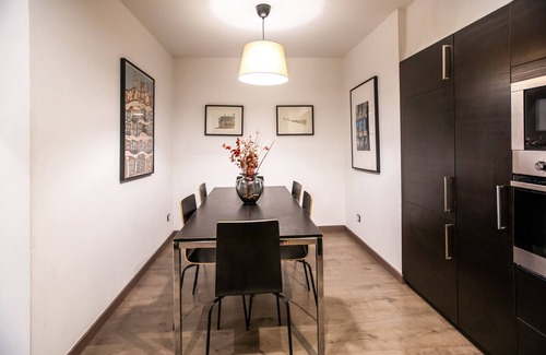 El Camp de l'Arpa del Clot Apartment | E2IND1118 - Apartment near Sagrada Familia