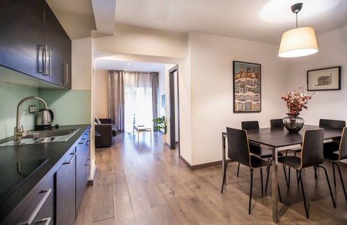 El Camp de l'Arpa del Clot Apartment | E2IND1118 - Apartment near Sagrada Familia