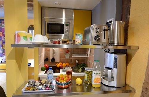 Arts-et-Metiers Apartment | E4DD Bollywood & Co