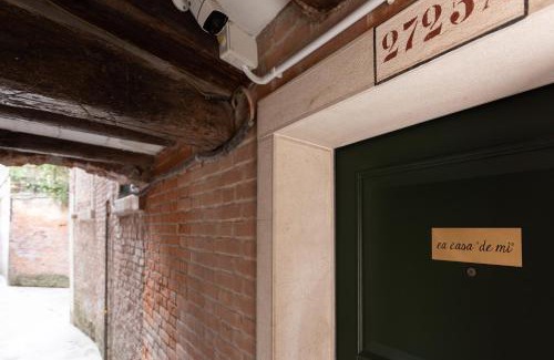 Dorsoduro Apartment | "Ea casa de mì", l'incanto di vivere Venezia