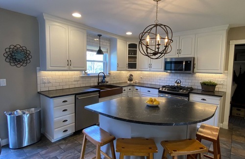 Oshkosh House | EAA AirVenture 4 Bedroom House