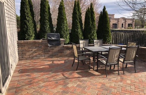 Neenah House | EAA Airventure family rental