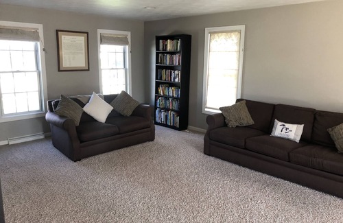 Neenah House | EAA Airventure family rental