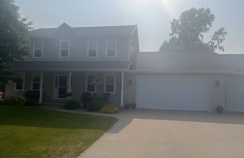 Oshkosh House | EAA House Rental in Great Location