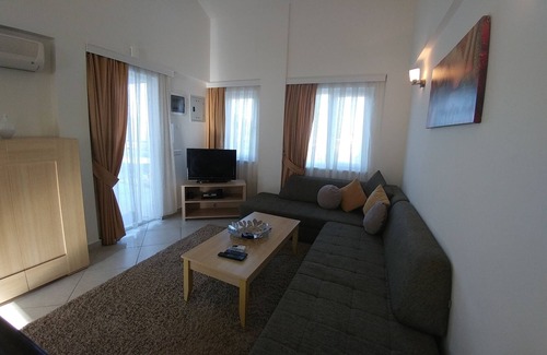Soke House | Eagle 21 Dublex