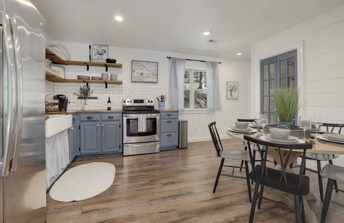 Springdale House | Eagle Bend Modern Farmhouse | Beaver Lake