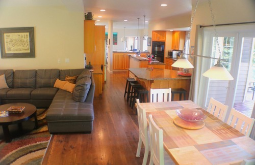 Tulalip House | Eagle Cove Waterfront Retreat for 20 w/Hot Tub, Firepit & Sweeping Island Views