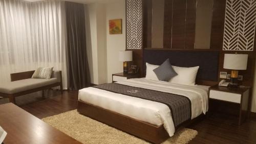 Ha Tinh Hotel | Eagle Hotel