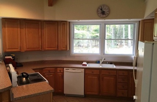 La Pointe House | Eagle Moon - Nonagon Home nestled in the Woods and minutes away from Town