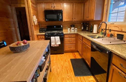 Sybertsville Cabin | Eagle Rock Cabin-Ski-in/Ski-out