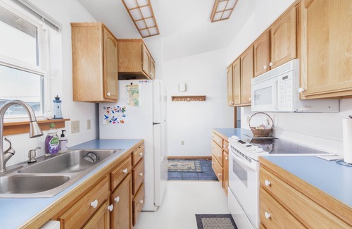 Pacific City House | Eagle's Hideaway #179 - Comfortable family friendly home on the PC airstrip
