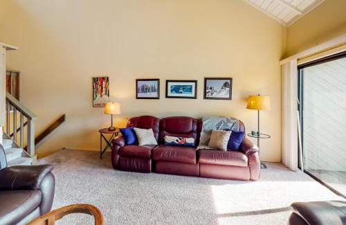 Lakeshore Apartment | Eagle's Nest #87