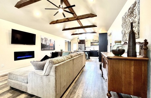 Russellville House | Eagle's Nest - Beautiful House close to boat launch and local attractions.