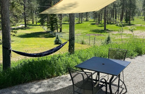 Lolo Cabin | Eagle's Nest For Great Hikes, Local Breweries and Coffee Shops.