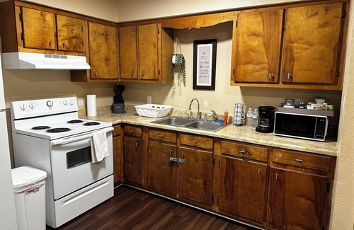 Eagle Pass Apartment | Eagle Stay 7 Condo-Eagle Pass