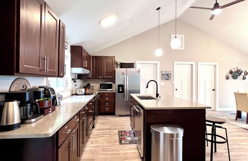 Belfair House | Eagle View Waterfront Retreat in Belfair, Hood Canal with King Beds, kayaks