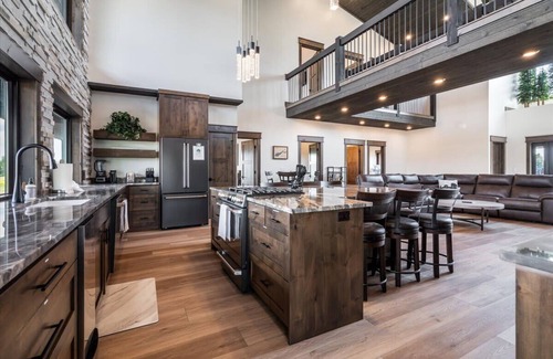 Island Park House | Eagles Landing | 40 Mins To W Yellowstone