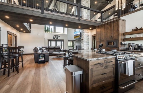Island Park House | Eagles Landing | 40 Mins To W Yellowstone