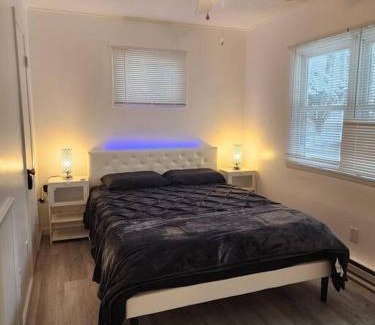 Streetsboro House | Eagles Nest At Heron Hill Retreat Hot Tub on Lake!