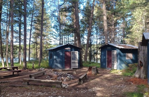 Olney RV Rental | Eagles Nest Cabin 1 /1 King