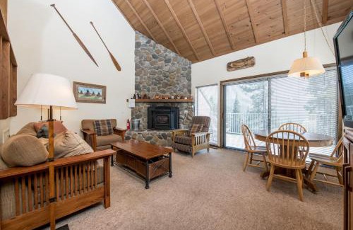 Lakeshore Apartment | Eagles Nest Condo #88