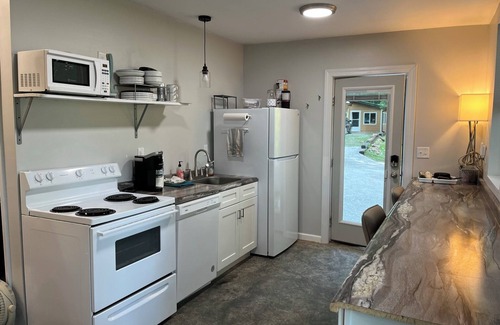 Waverly House | Eagles Perch@ Kentucky Lake- Water Access and Water View- Not in a subdivision