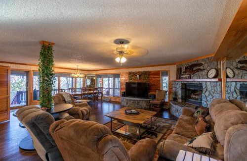 Fleetwood House | Eagles Rest