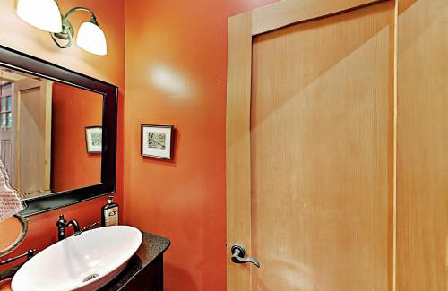 Skyland House | Eagles Wing Lodge