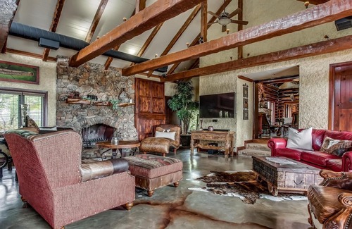 Fort Worth House | Eagleview - 4th night free!