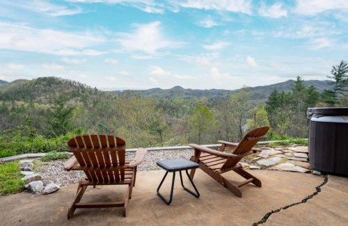 Bryson City Other | EagleWatch Mountaintop Yurt