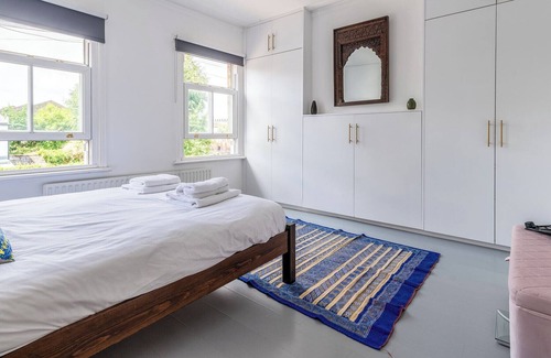 West Ealing House | Ealing's Cozy Garden Retreat