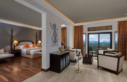 Tennekumbura Hotel | Earl's Regency