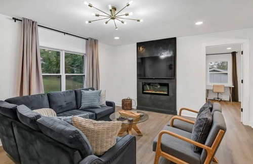 Earlewood House | Earlewood Ranch - 4BR, 3BA
