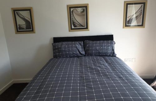 Ainley Top Apartment | Early Knights at Huddersfield